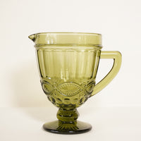 Carafe verte en verre