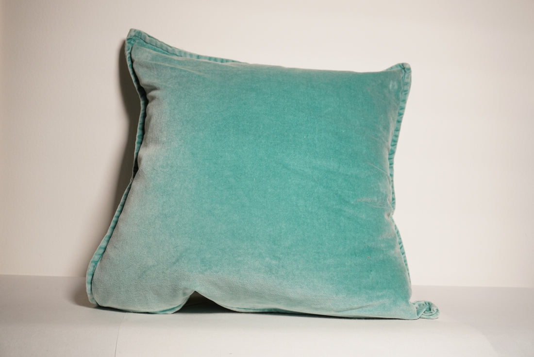 Coussin carré en velour vintage