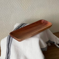 Petit plateau rectangulaire en bois